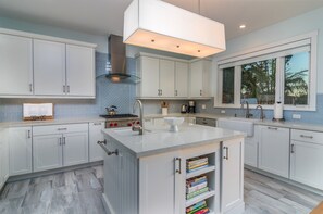 Fridge, microwave, oven, stovetop - Ocean front home, next to beach access, heated pool and spa (Santa Barbara)