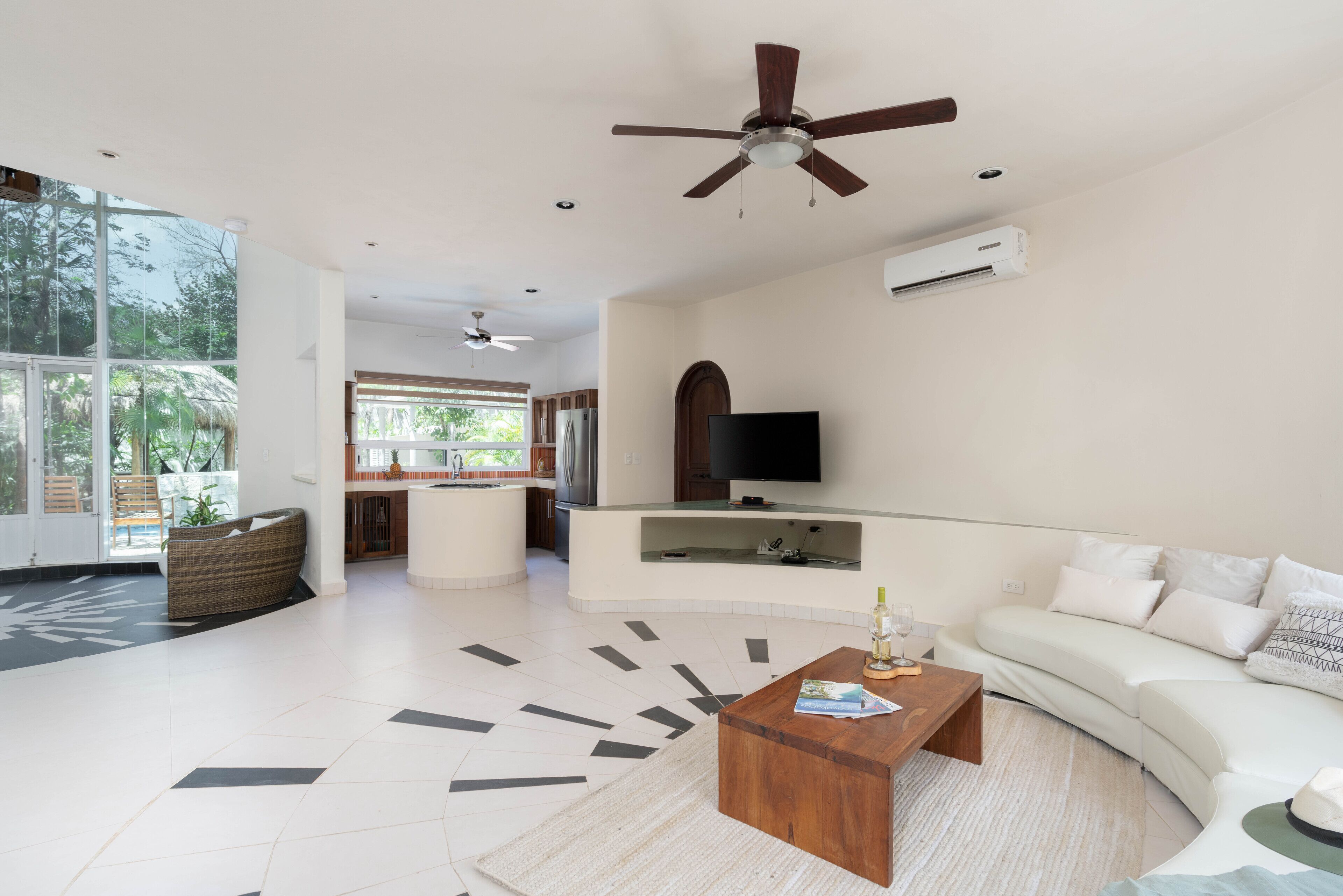 Private House with guest casita, pool & gardens