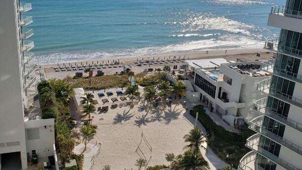 A resort with a pool, beach, and ocean view. - Beautiful Ocean-View, 16th floor, apartment, right ON THE Beach.  (Hollywood)
