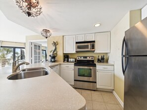 Fridge, microwave, oven, dishwasher