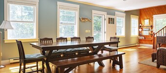 Fredlig Edgartown Retreat - Ren, renoverad, central plats