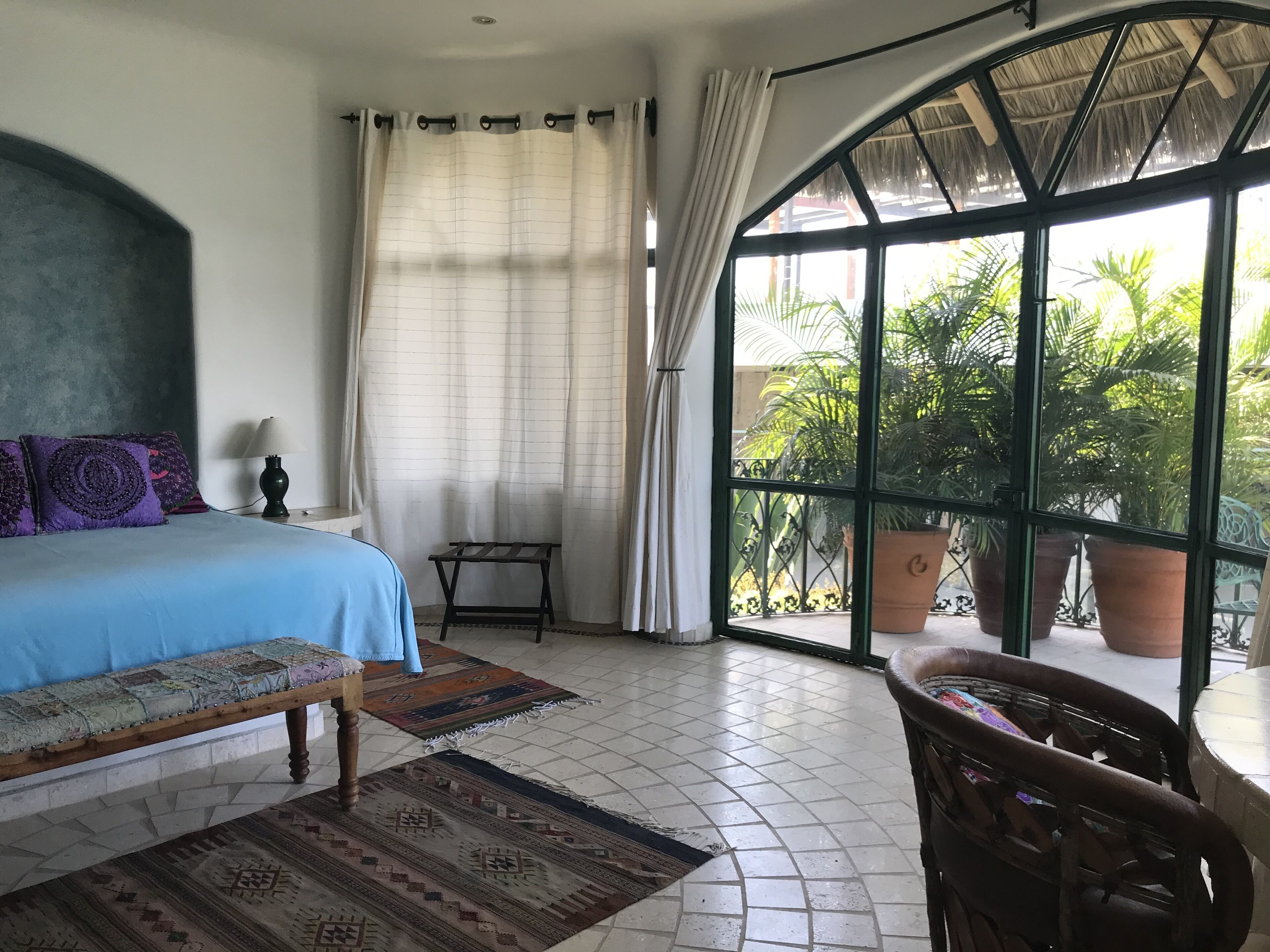 Casa Neruda 2 Bedroom with Beautiful views of the Ocean
