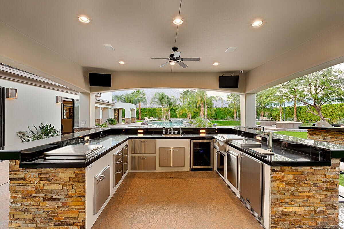 Exclusive, Luxury Estate with 5-Star Amenities ** Updated Cleaning Protocol