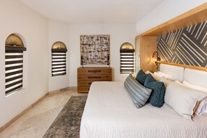 4 bedrooms, in-room safe, WiFi, bed sheets