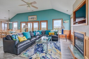 Fernseher, DVD-Player, Stereoanlage