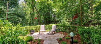 Little Stuga  - Cute cottage - minutes from downtown and Oval Beach!