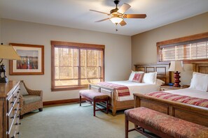 4 bedrooms, iron/ironing board, free WiFi, bed sheets - Private 4 Bedroom-4 Bath Cottage Near Ski Resorts! Stay at True North Golf Club (HARBOR SPRINGS)