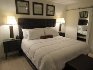 2 Schlafzimmer, Schreibtisch, Bügeleisen/Bügelbrett, WLAN