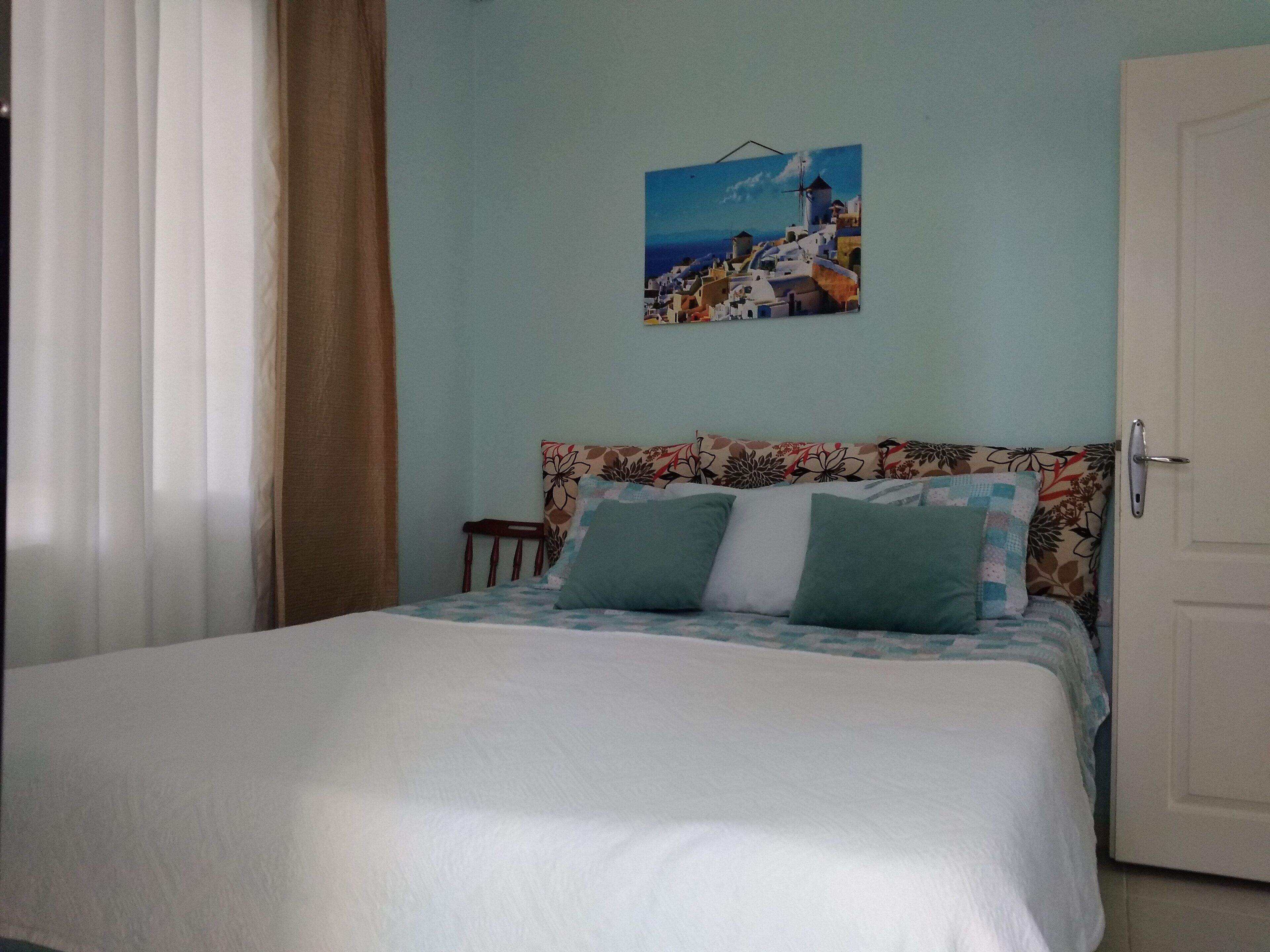 SERENITY home at Side Beach