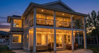 The Retreat at Legacy Beach - Lakefront Villa