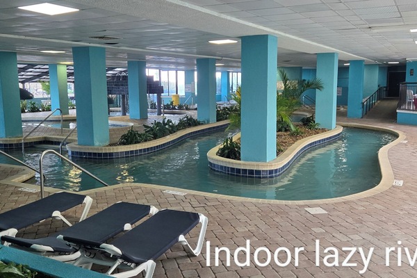 Innendørsbasseng og utendørsbasseng