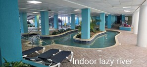 屋内プール、屋外プール