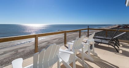 Ocean Front Home with Breath Taking Views!