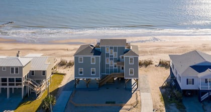 Ocean Front Home with Breath Taking Views!