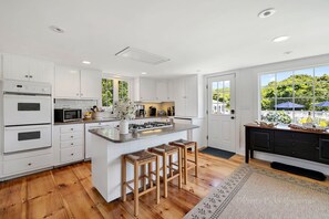 Fridge, microwave, oven, stovetop - Sail Loft: 489-C  Updated Chatham Family Compound, Heated Pool w/Hot Tub, Walk to Town/Beach (Chatham)