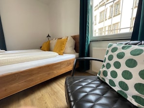 Double Room | 1 bedroom, hypo-allergenic bedding, blackout drapes, soundproofing - BrauHotel Bonn (Bonn)
