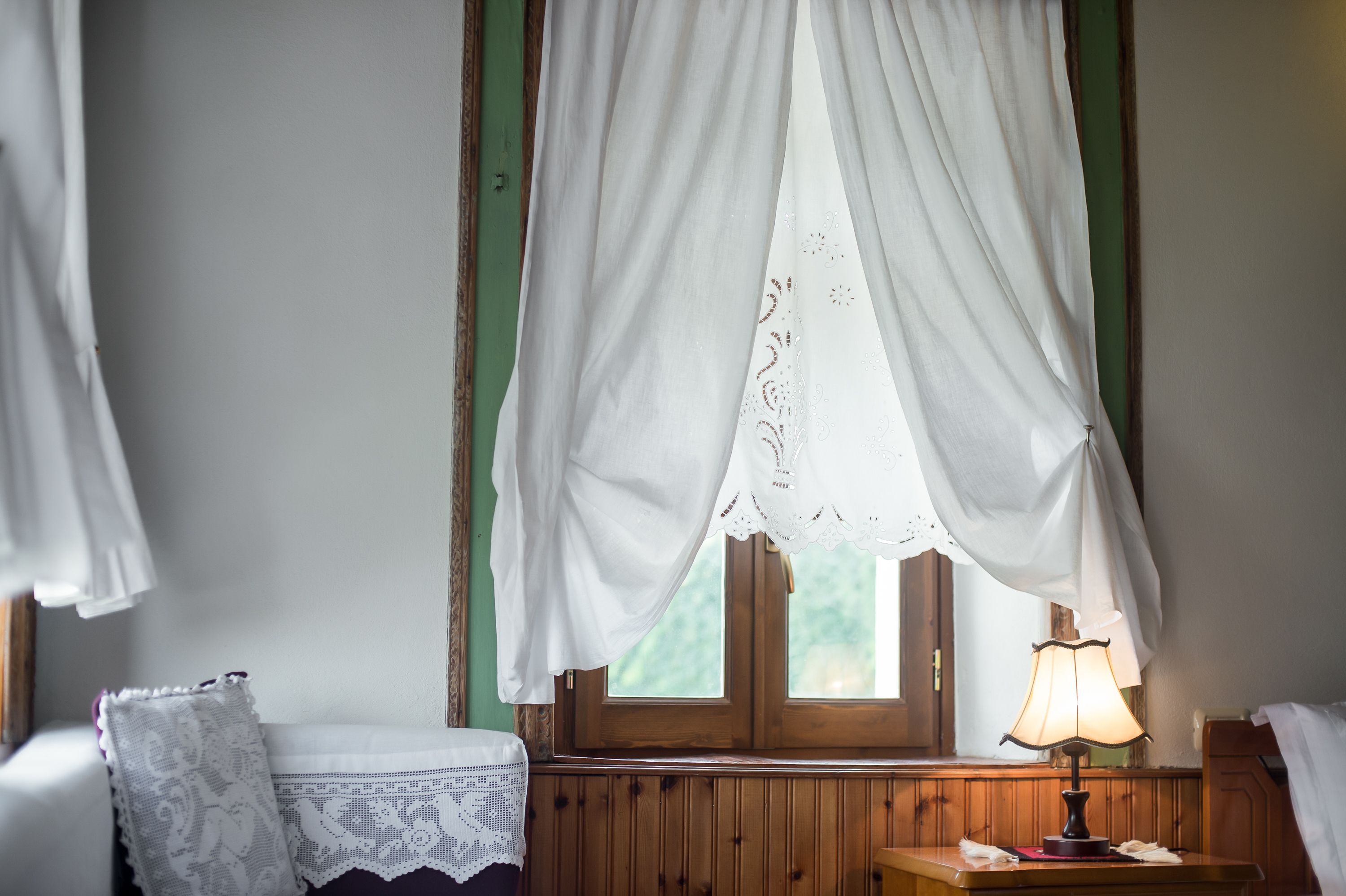 superior suite, jetted tub | desk, soundproofing, iron/ironing board, free cots/infant beds