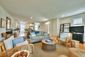 TV, DVD player - Tastefully decorated and comfortably furnished home just minutes to area beaches (Lewes)