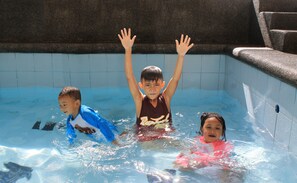 Outdoor pool - Good vibes is what you make it. BGV Resorts is where to have it! (Calamba)