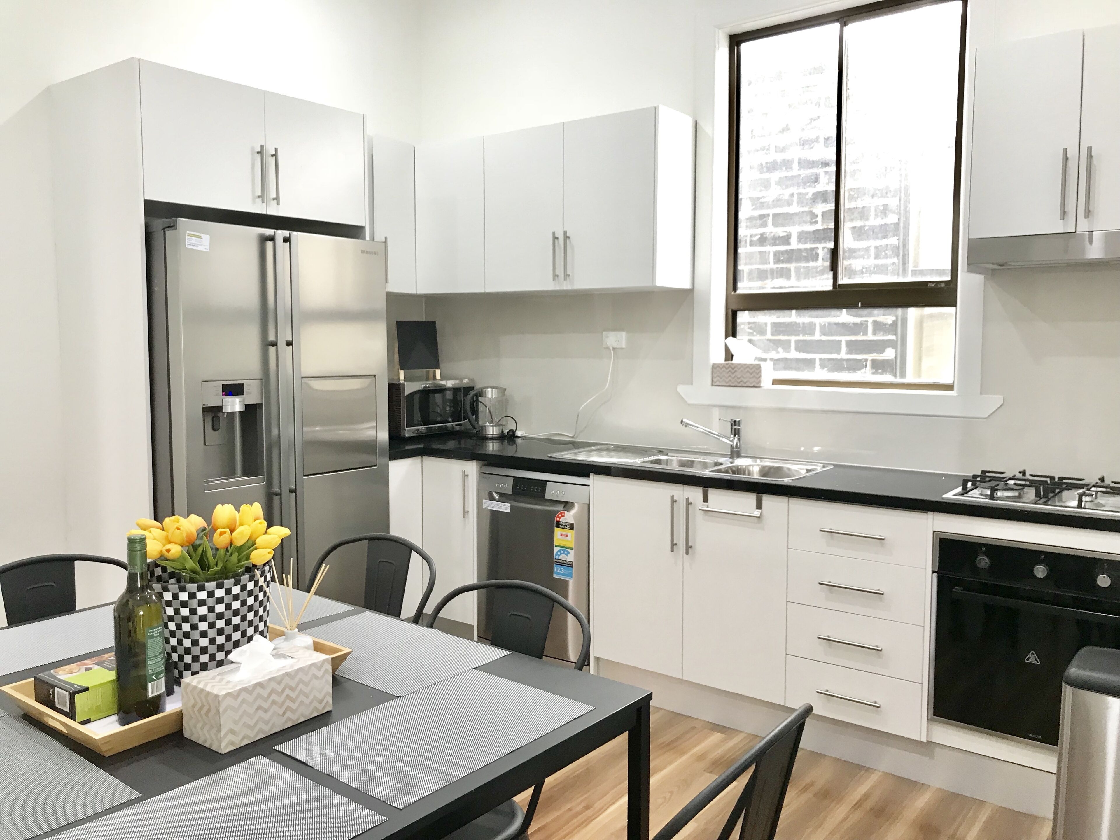 This fabulous old Victorian home is just beautifully renovated — image 21