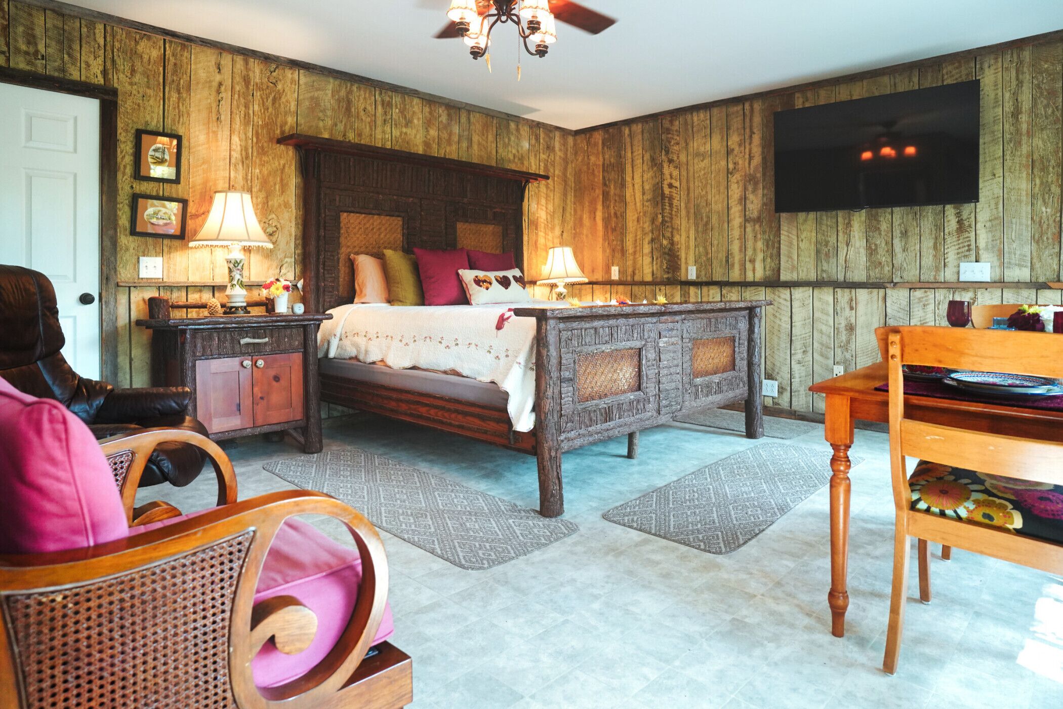 Kelly's Jubilee Springfield, TN