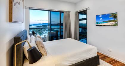 Southwinds, Stunning 8 Bedroom House on Hamilton Island
