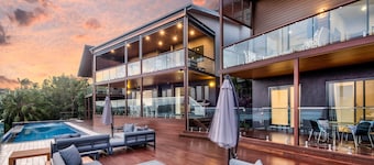 Southwinds, Stunning 8 Bedroom House on Hamilton Island