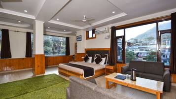 Family suite Ac | Vista para a rua
