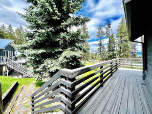 Terrace/patio - Tree Top Cabin with access to Flathead Lake (Rollins)
