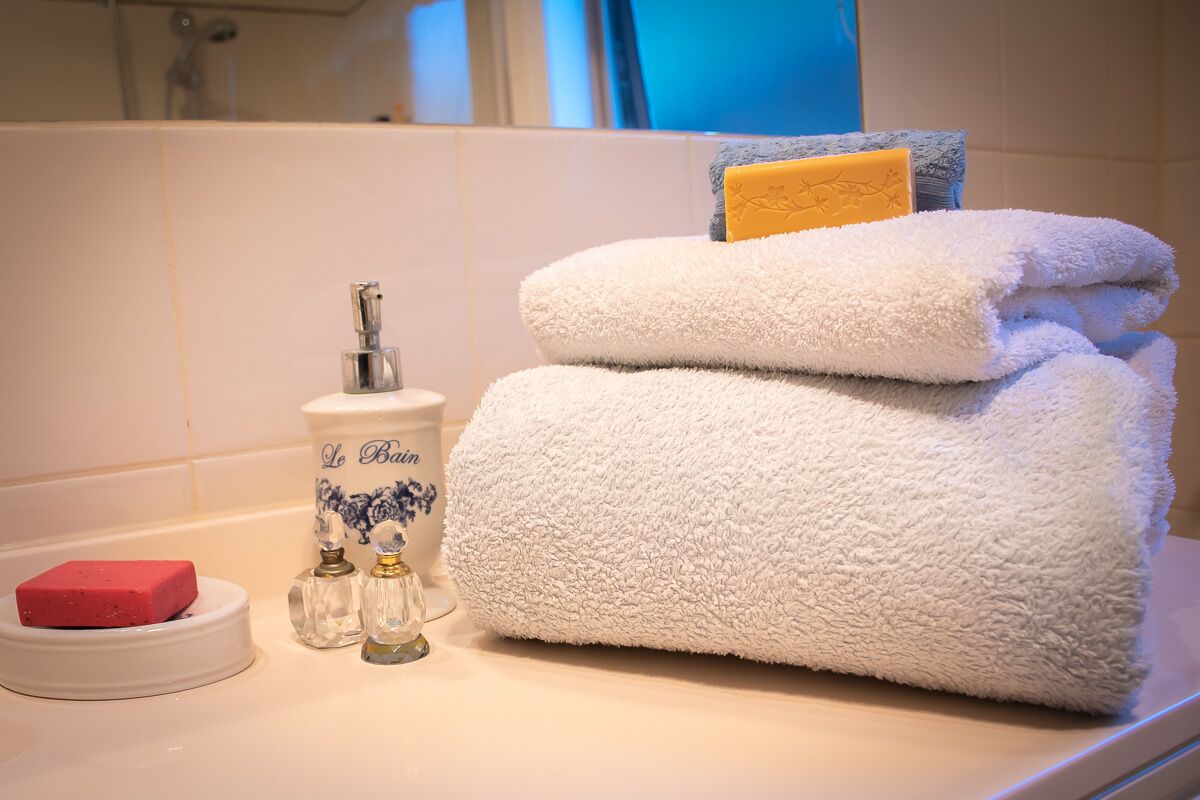 Rosewood Park Guest Suite -The perfect country getaway for couples or friends.