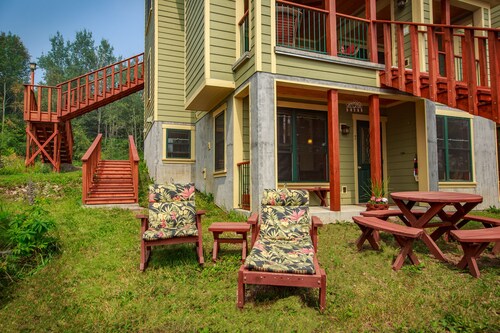 The Inn at Croftville Road Cottages #7. On the Shore of Lake Superior.