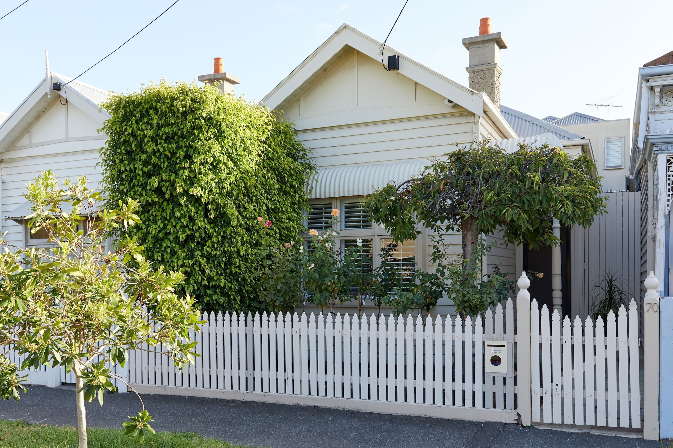 Oxley, Port Melbourne