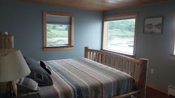 3 habitaciones, tabla de planchar con plancha, cuna de viaje y wifi
