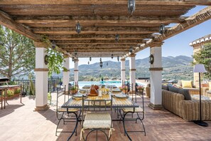 Outdoor dining - Exclusive Country Villa with Stunning Views & Infinity Pool (Restabal)