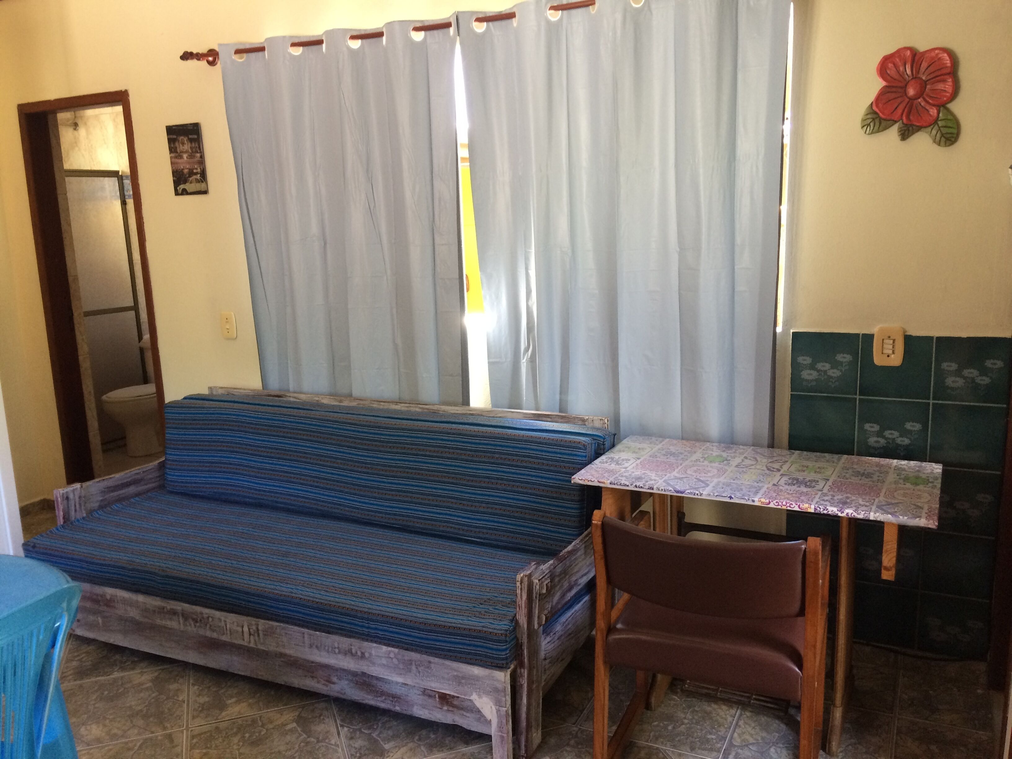 Lisa's studio located on Campeche beach, next to the sea.