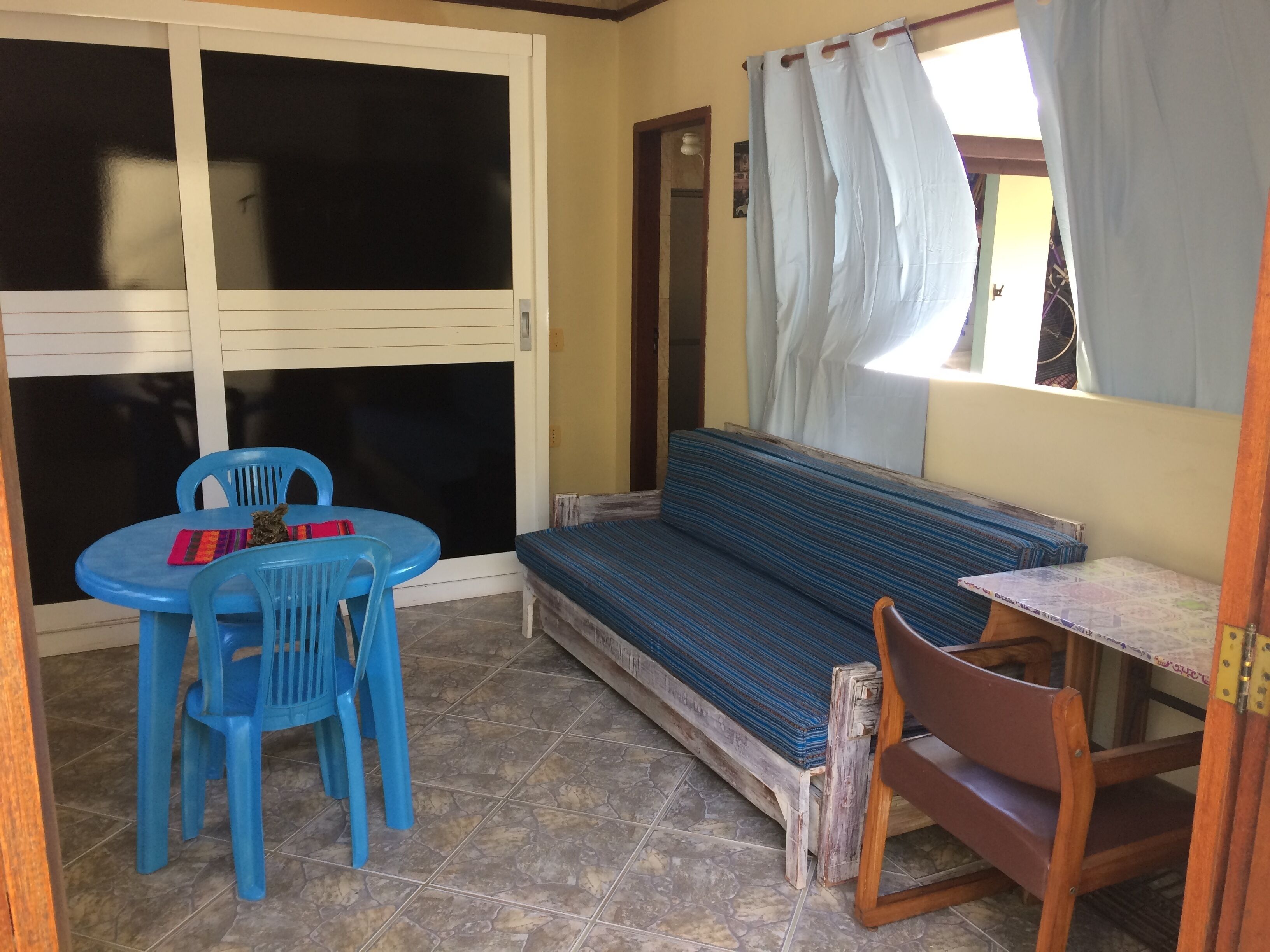 Lisa's studio located on Campeche beach, next to the sea.