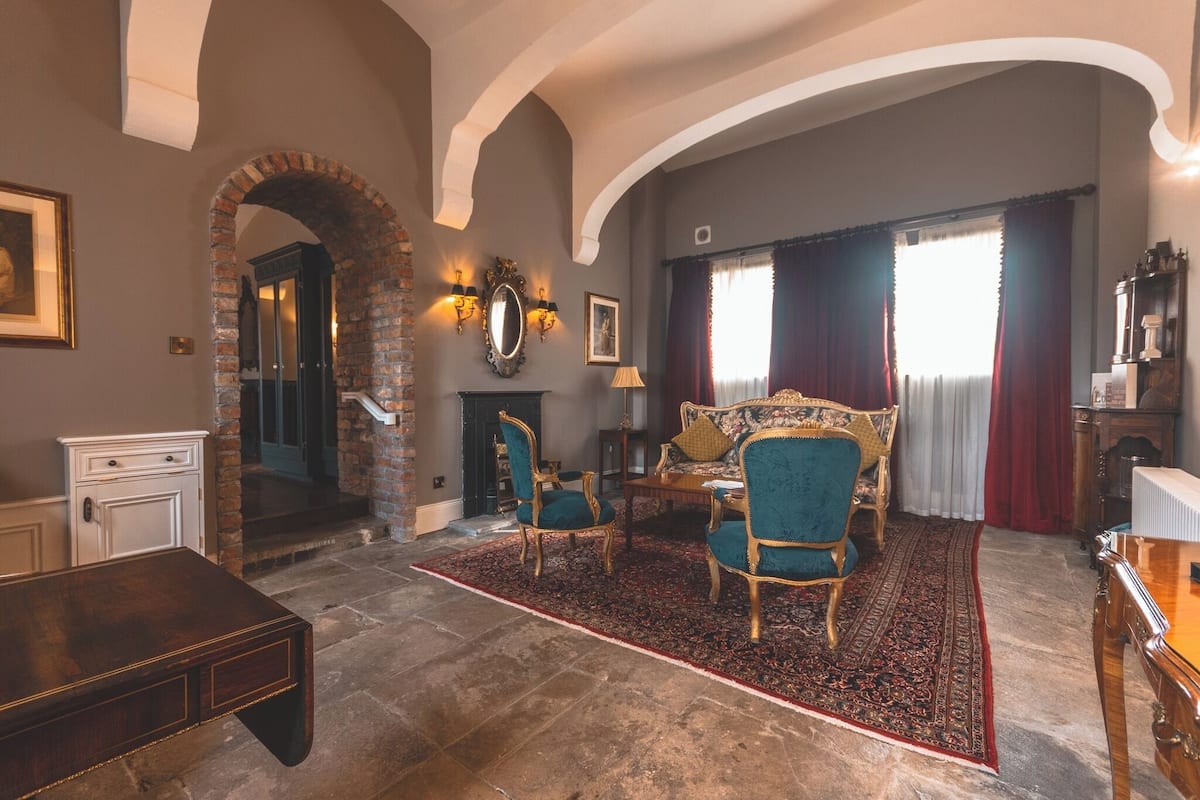 Honeymoon Room, 1 King Bed