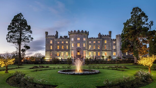 A large, castle-like building with multiple windows and a central fountain. - Markree Castle (Collooney)