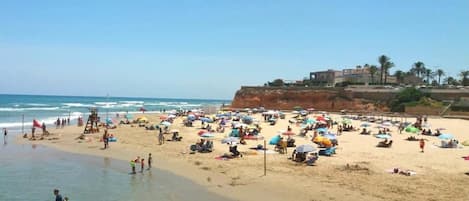 Beach nearby, sun loungers