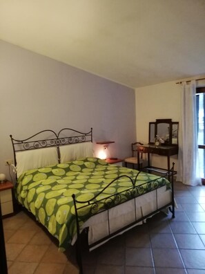 3 bedrooms, iron/ironing board, WiFi - Holiday house in the countryside 3 km from the sea (castagneto carducci)