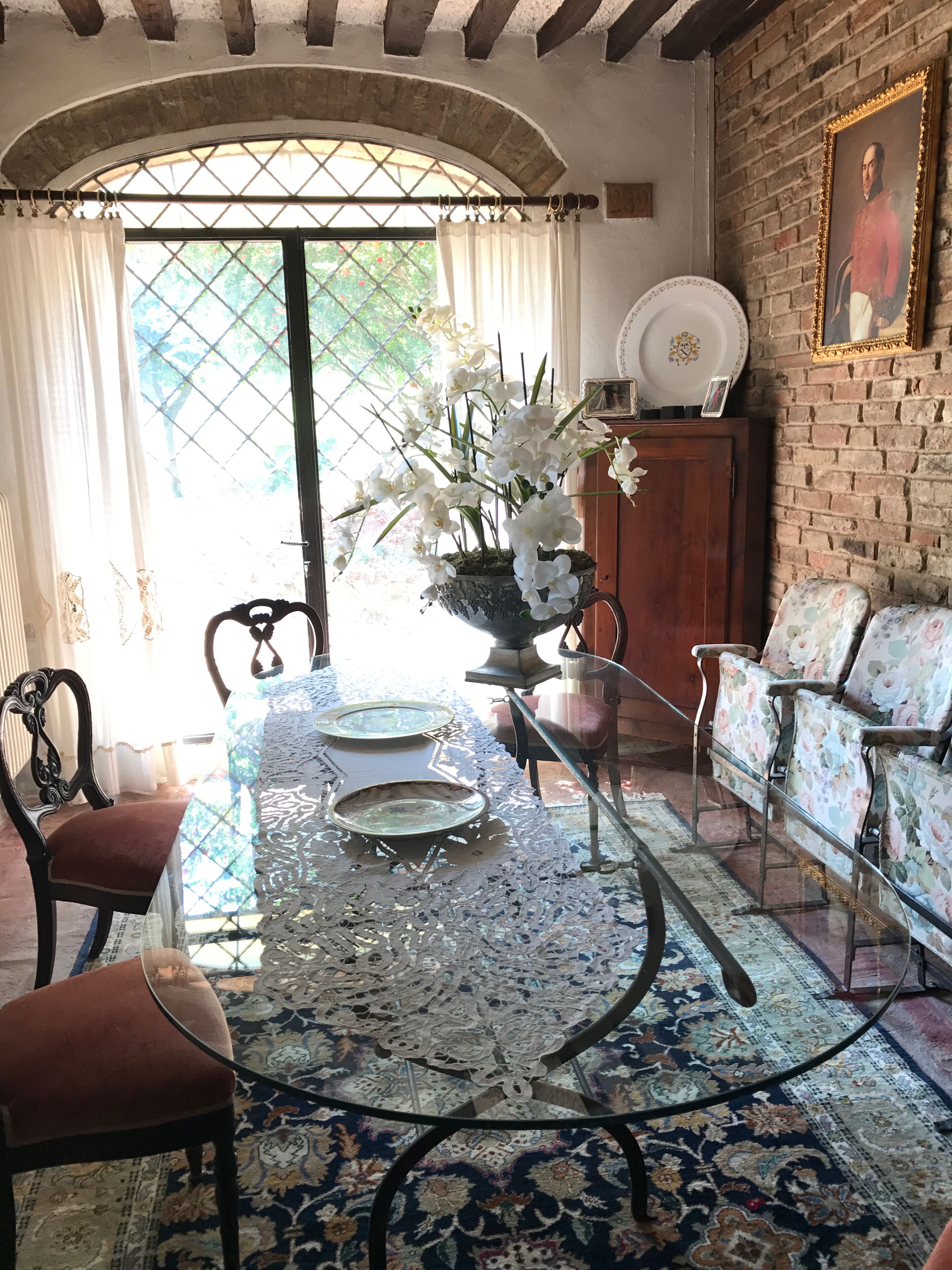 Villa Camilla. Prestigious villa in the quiet, lush Po Valley