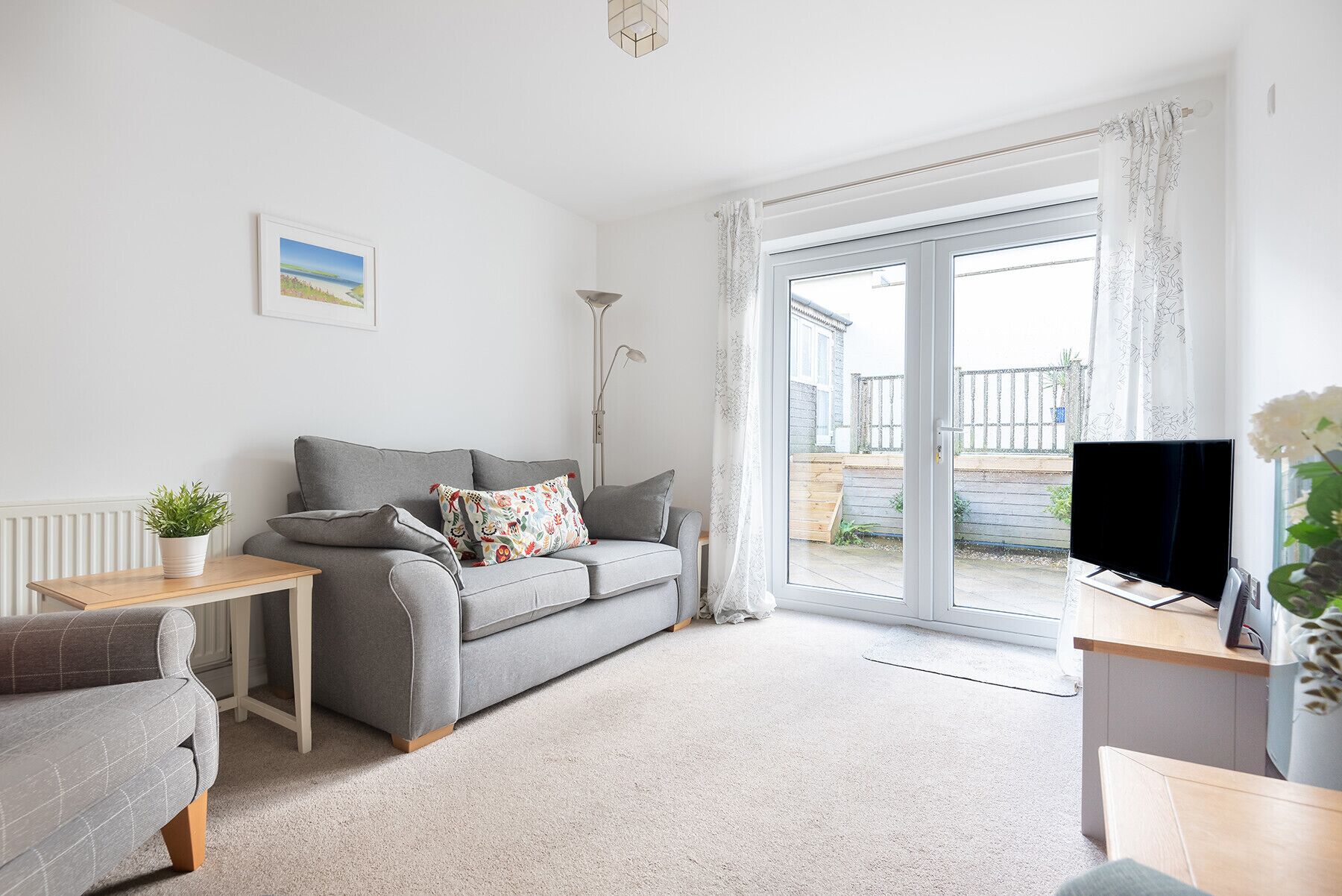 Lavender - Two Bedroom Cottage, Sleeps 4 - 포트 아이작