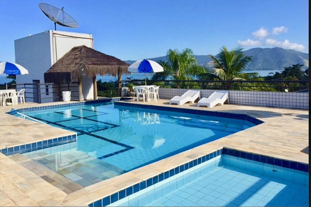 REF # 811-Kendy Flats-Rooftop Pool w / Upper Sea View