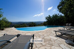 Pool - 6 bedroom stone built Villa with private pool in Miliou (Miliou)