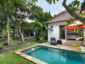 Private pool