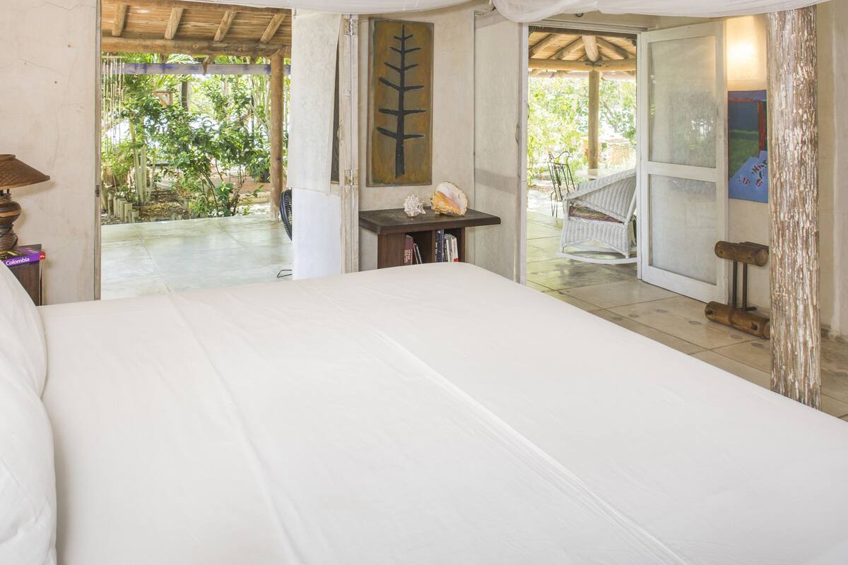 Wifi gratis, mobiliario individual, ropa de cama