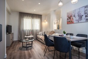 42 吋平面電視連數碼電視頻道、電視