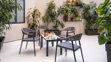 Suite, vista cortile | Vista dalla camera