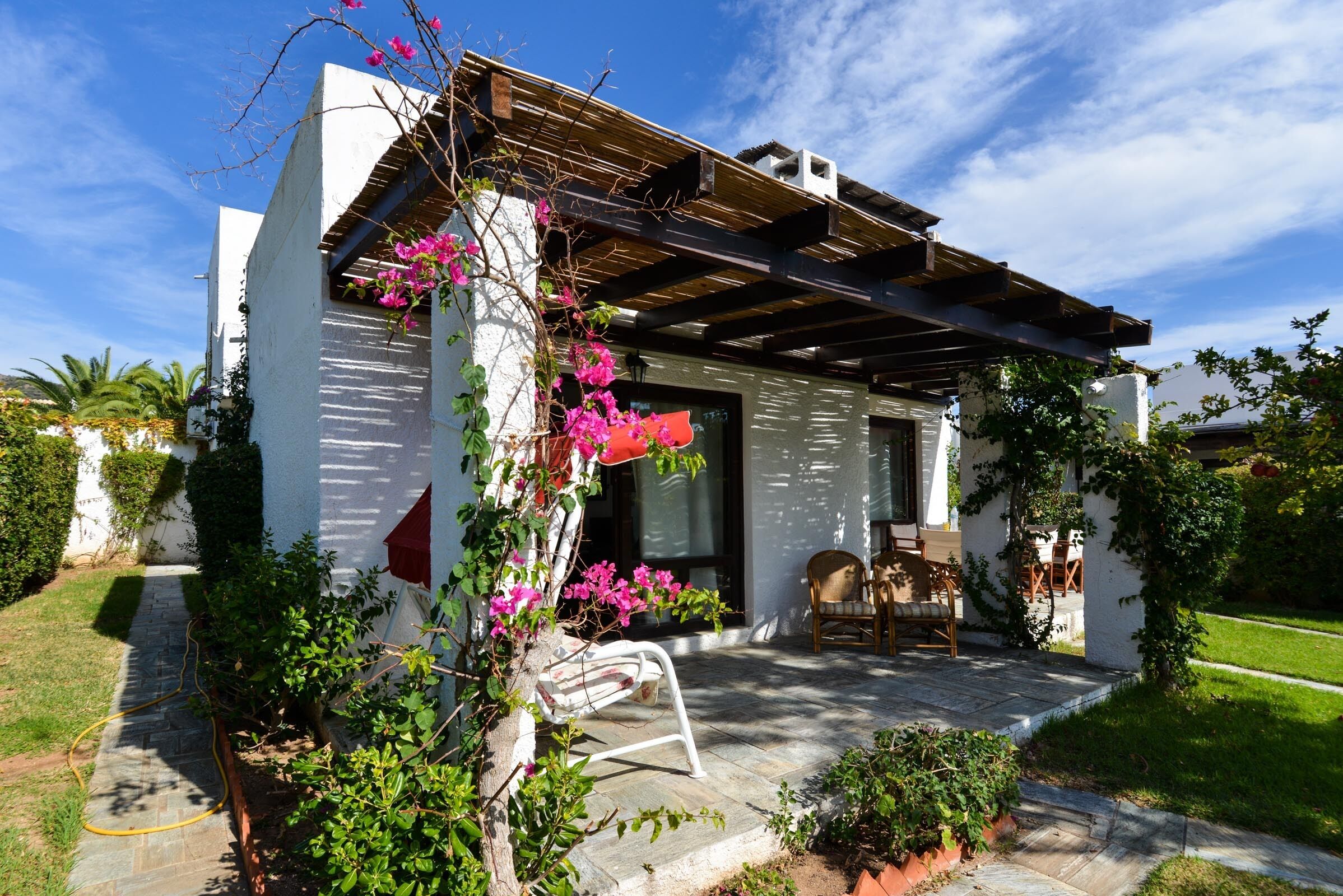 Canal Villa with private yacht and car parking