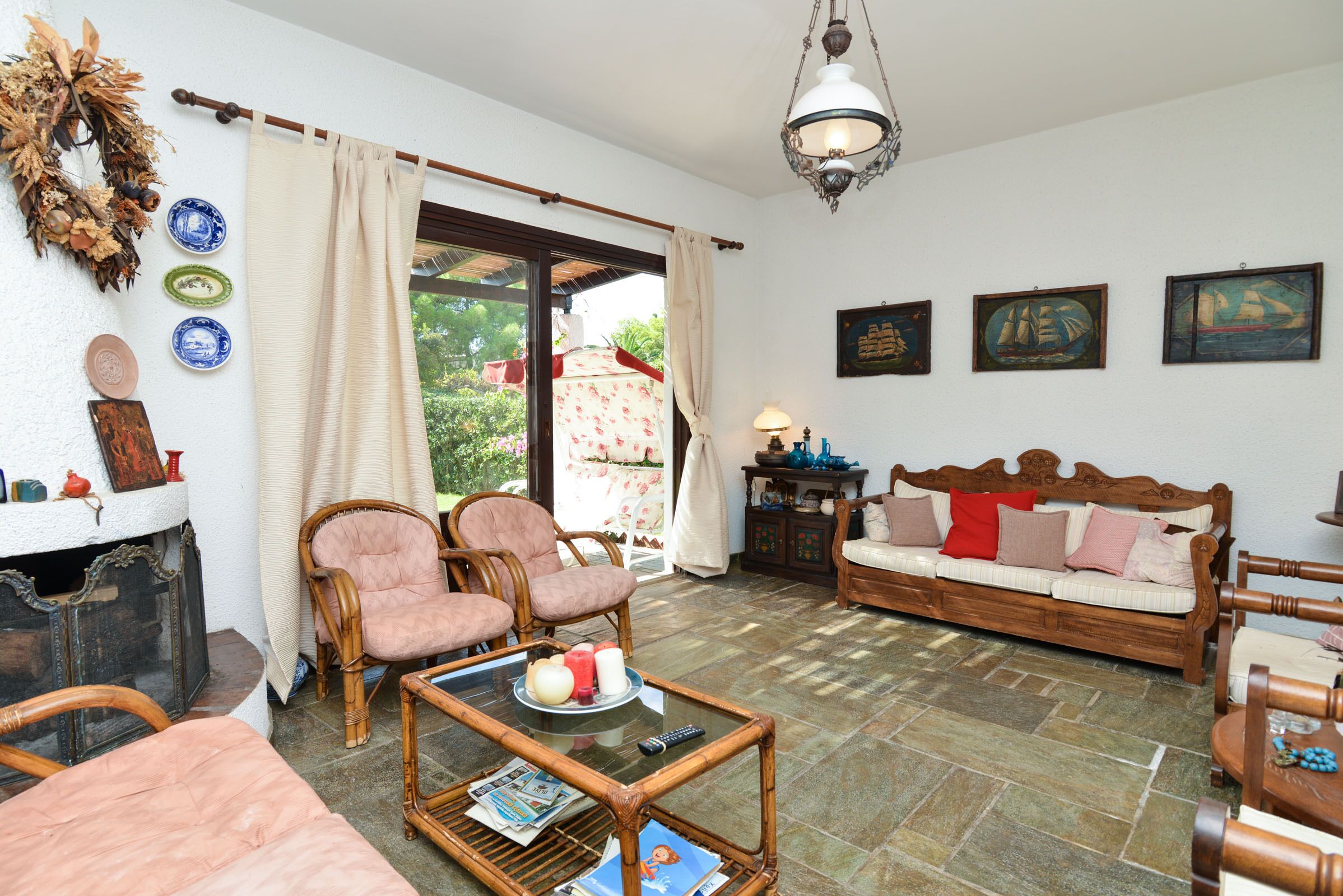 Canal Villa with private yacht and car parking